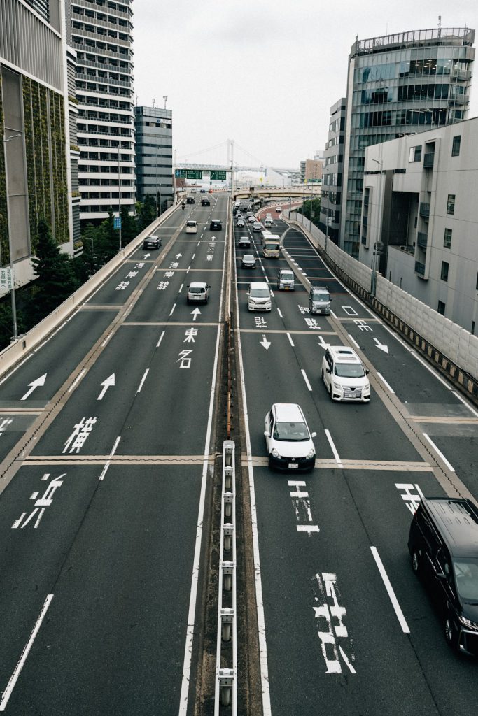 אילון אוריאל: המהפכה כבר כאן רכבי חשמל ומהפכת התחבורה הירוקה בישראל